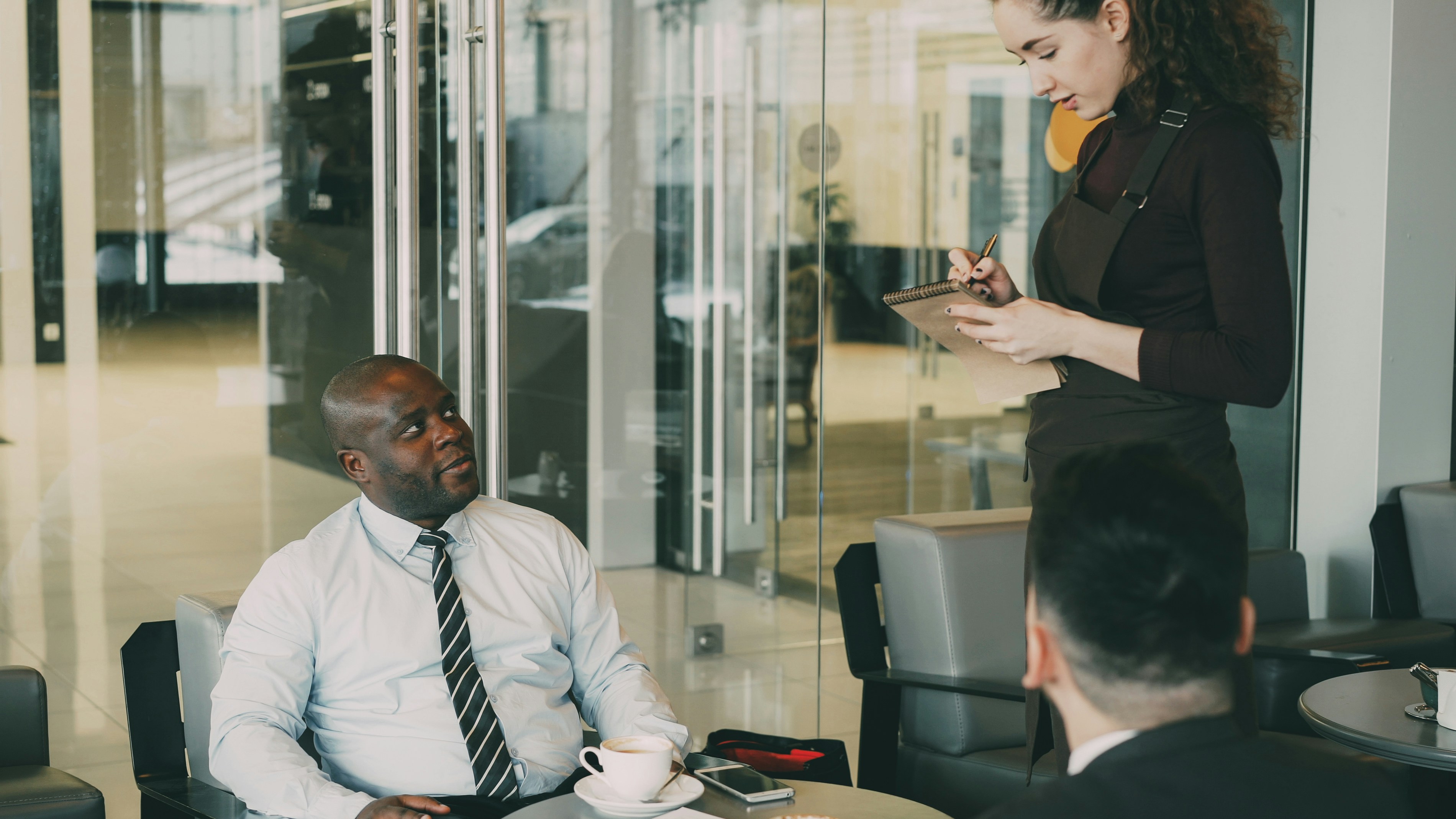 Integrazione REST tra gestionale, fatturazione e CRM per workflow automatizzato in studi professionali
